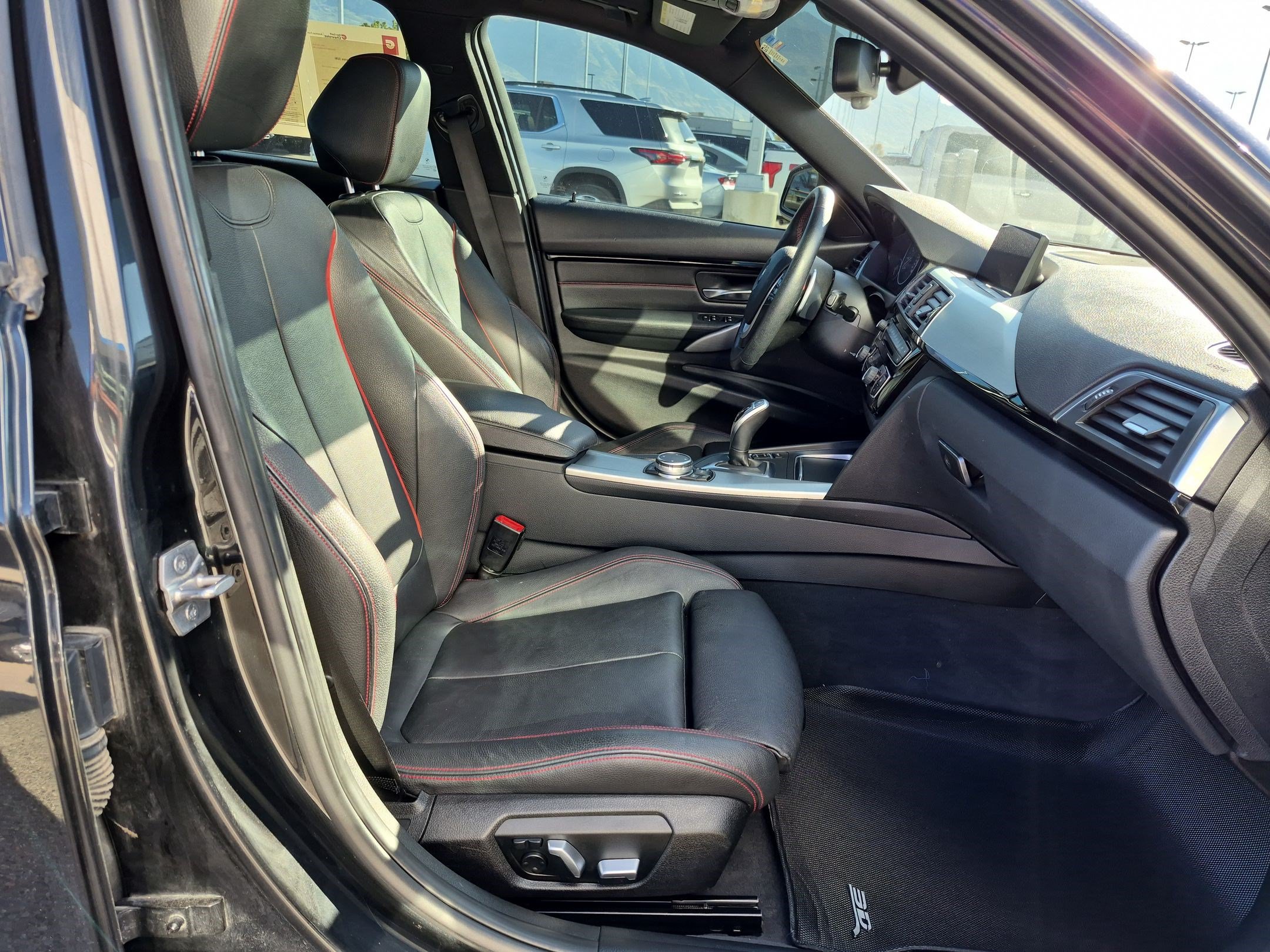 Used 2016 BMW 328i Sedan RWD image 31