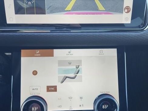 Used 2023 Land Rover Range Rover Evoque R-Dynamic S image 4