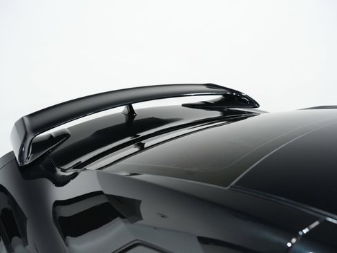 Used 2015 Nissan GT-R Premium image 15