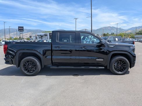 Used 2024 GMC Sierra 1500 Elevation w/ LPO, Elevation Black Package AWD/4WD image 6