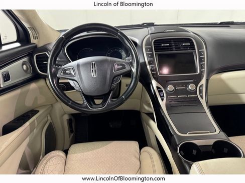 Used 2017 Lincoln MKX Black Label AWD/4WD image 16