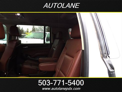 Used 2016 Chevrolet Suburban LTZ image 8