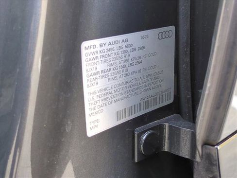 Certified 2025 Audi Q5 Premium Plus w/ Premium Plus image 28