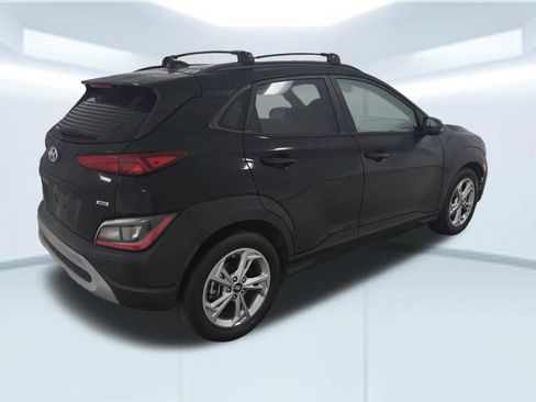 Used 2023 Hyundai Kona SEL w/ Convenience Package image 2