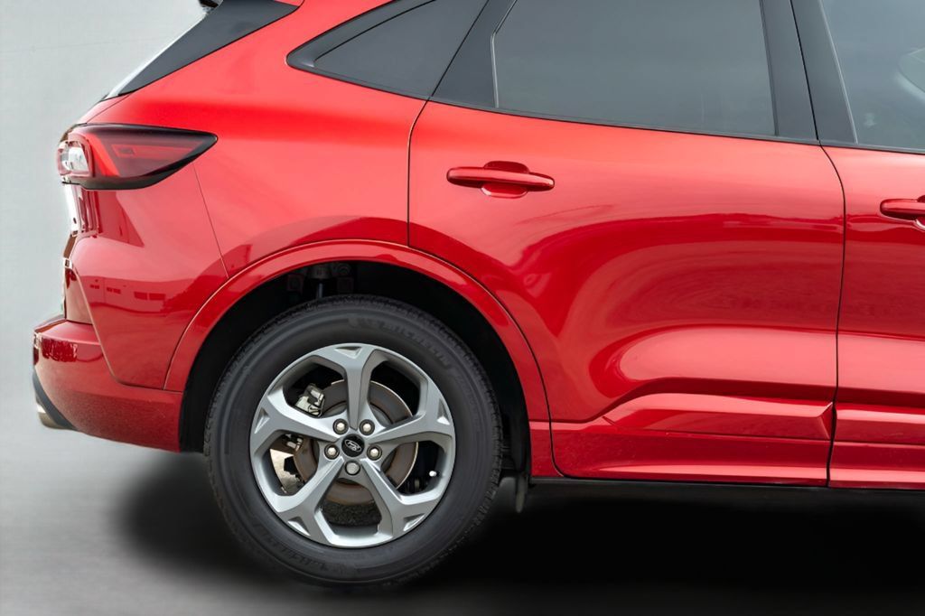Used 2024 Ford Escape ST-Line FWD image 5