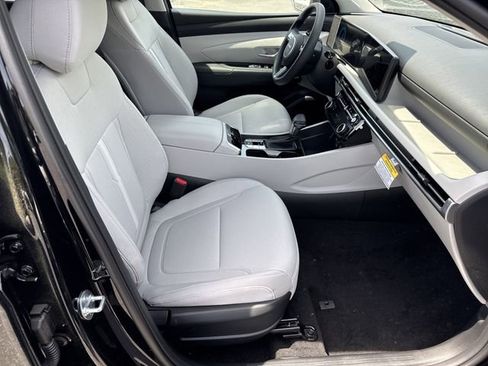 New 2026 Hyundai Tucson SEL FWD image 13