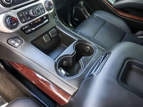 Used 2018 GMC Yukon SLT w/ HD Trailering Package RWD image 24