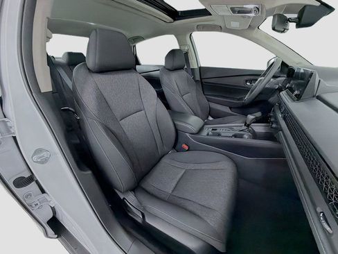 Used 2023 Honda Accord EX image 27