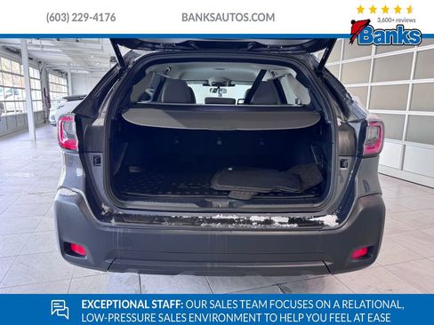 Used 2025 Subaru Outback Premium image 7