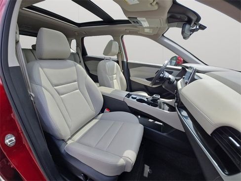 Used 2022 Nissan Rogue SL image 12