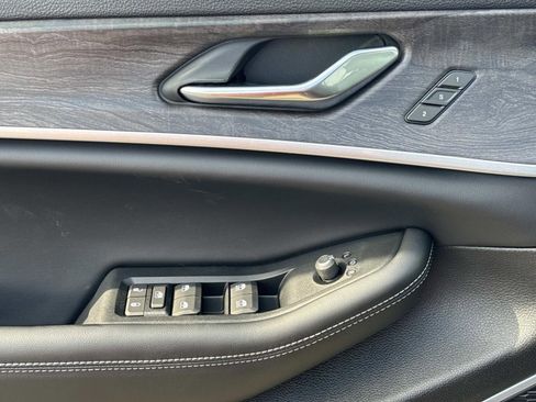 New 2026 Jeep Grand Cherokee Limited w/ Trailer Tow Package image 19