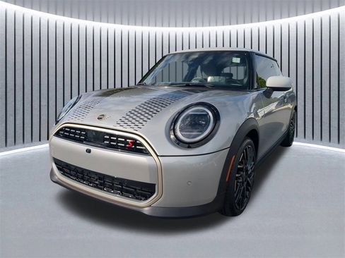 Used 2025 MINI Cooper S image 9