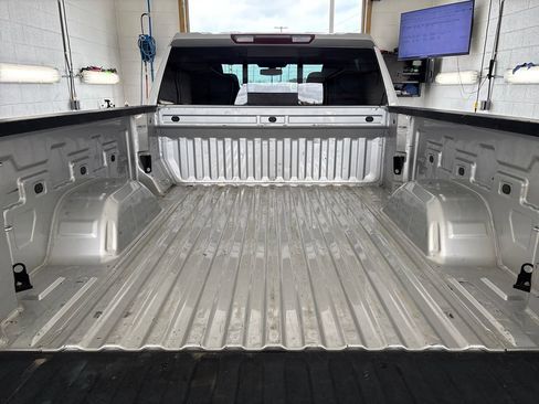 Used 2020 GMC Sierra 1500 SLE w/ SLE Value Package AWD/4WD image 29