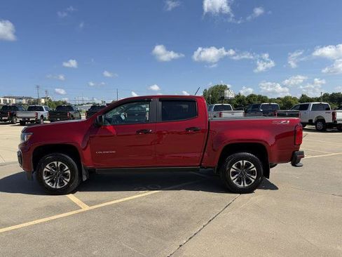 Used 2021 Chevrolet Colorado Z71 w/ Safety Package AWD/4WD image 5