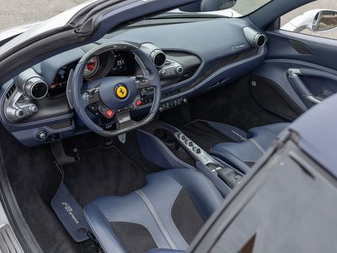 Used 2022 Ferrari F8 Tributo image 60