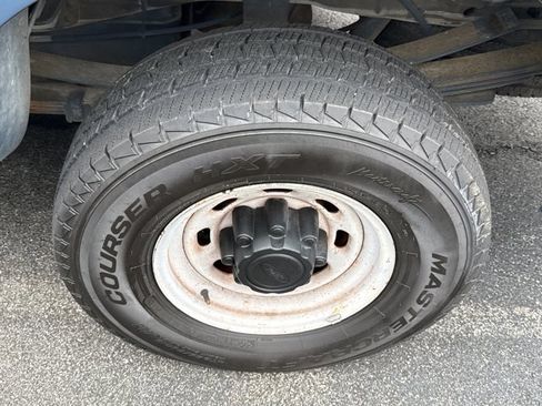 Used 2002 Ford F350 XL image 8