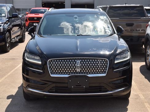 Used 2022 Lincoln Nautilus Reserve w/ Equipment Group 201A FWD image 3