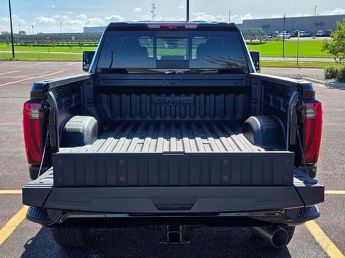 New 2026 GMC Sierra 3500 Denali w/ Technology Package image 31