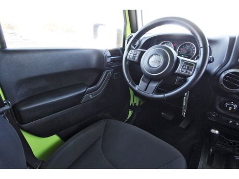 Used 2016 Jeep Wrangler Unlimited Sport w/ Quick Order Package 24S AWD/4WD image 11
