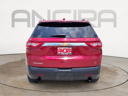 Used 2018 Chevrolet Traverse LT FWD image 9