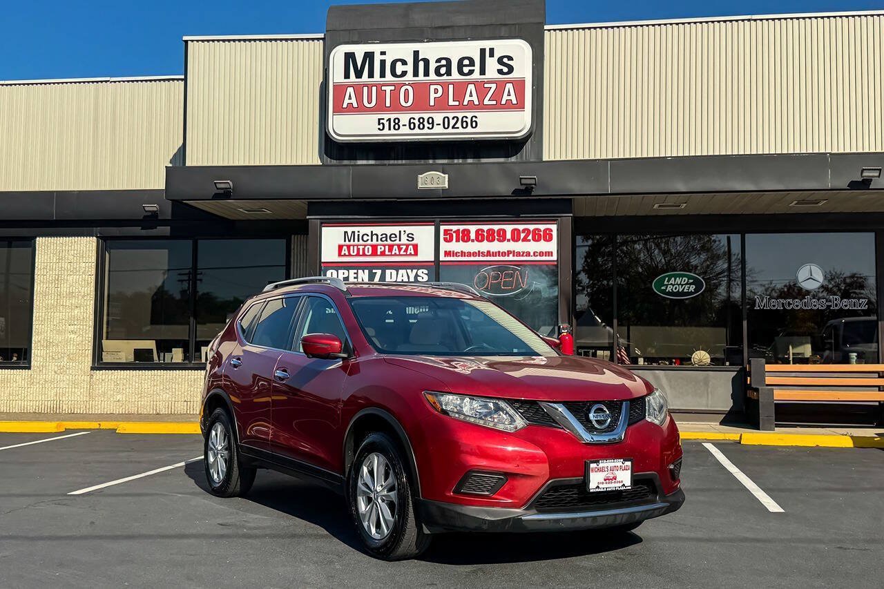 Used 2016 Nissan Rogue SV w/ SV Premium Package AWD/4WD image 2