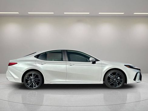 New 2026 Toyota Camry XSE AWD/4WD image 2
