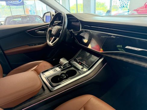 Used 2021 Audi Q8 Prestige w/ Prestige Package AWD/4WD image 38