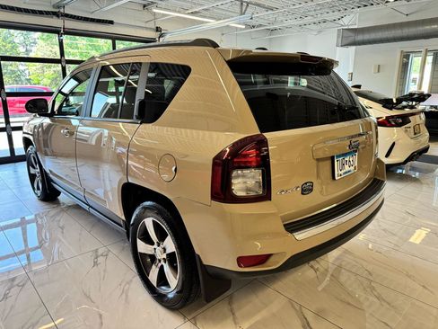 Used 2017 Jeep Compass High Altitude AWD/4WD image 7