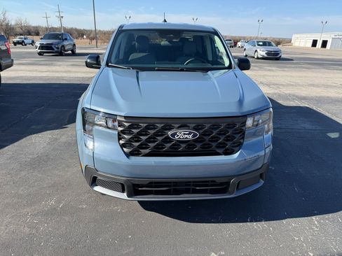 Used 2025 Ford Maverick XLT w/ XLT Luxury Package image 4