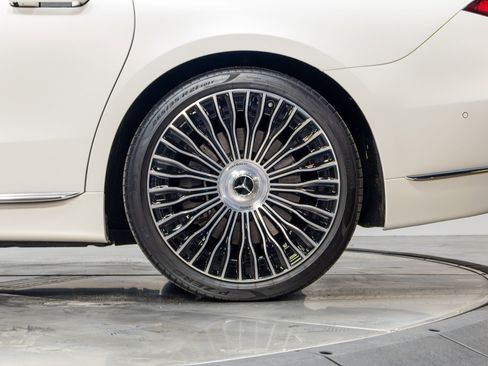 Used 2023 Mercedes-Benz Maybach S 680 4MATIC image 56