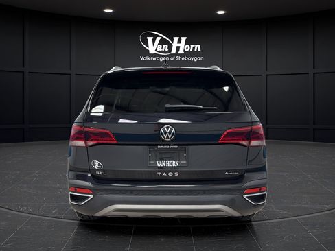 Used 2022 Volkswagen Taos SEL w/ Panoramic Sunroof Package AWD/4WD image 6