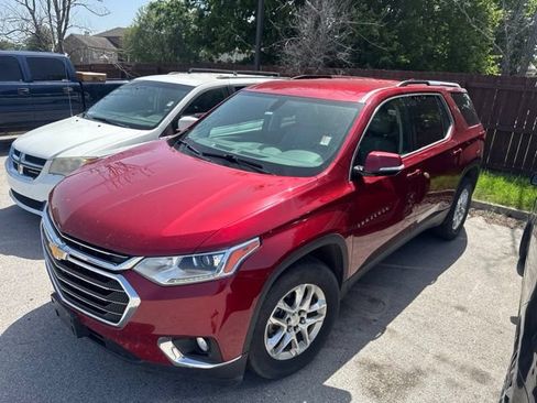 Used 2018 Chevrolet Traverse LT FWD image 18