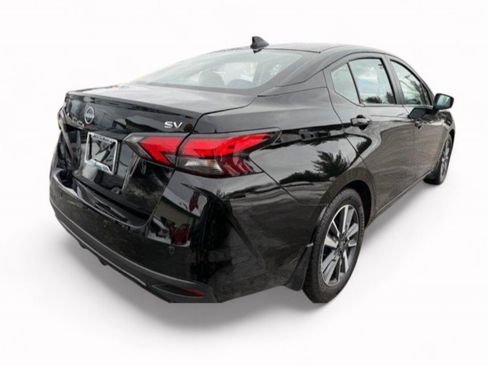 Used 2024 Nissan Versa SV w/ Trunk Package image 4