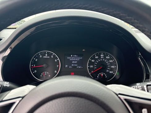 Used 2021 Kia Seltos EX image 15