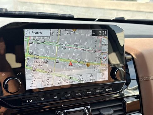 Used 2024 Nissan Pathfinder Platinum w/ Cargo Package image 23