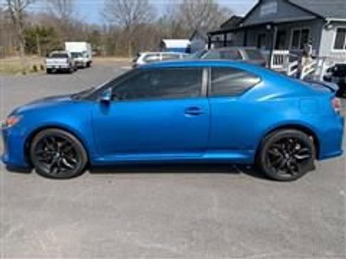 Used 2015 Scion tC Base image 7