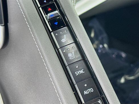 Used 2025 Chevrolet Corvette Z06 image 22