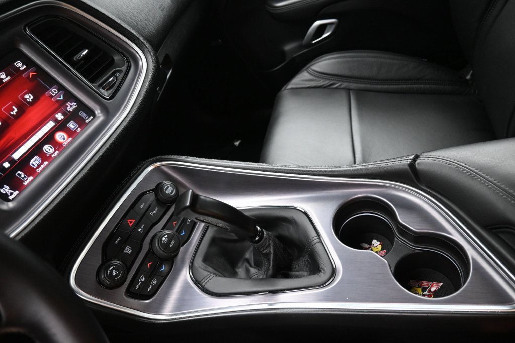 Used 2016 Dodge Challenger R/T Scat Pack RWD image 19