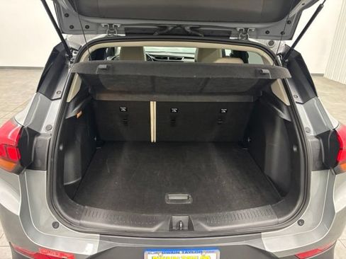 Used 2023 Buick Encore GX Preferred w/ Cold Weather Comfort Package FWD image 7