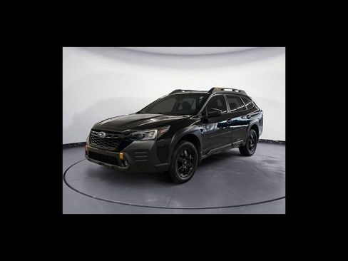 Used 2022 Subaru Outback Wilderness image 2