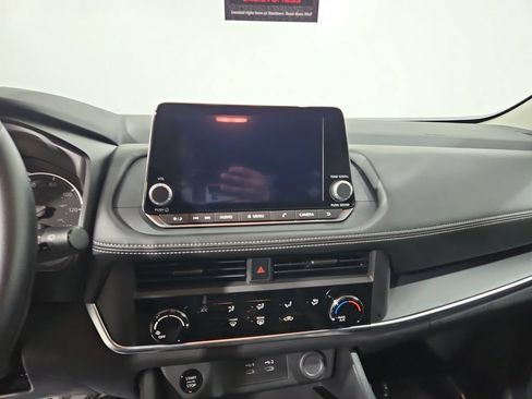 Certified 2025 Nissan Rogue S AWD/4WD image 20