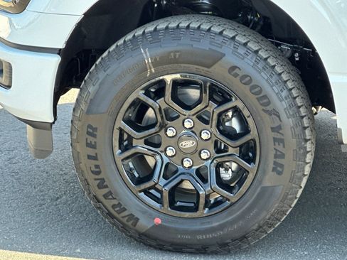 New 2026 Ford F150 XLT w/ Equipment Group 302A MID AWD/4WD image 24