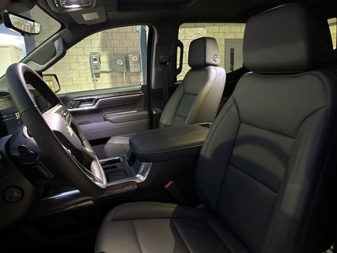 New 2026 Chevrolet Silverado 1500 LTZ w/ Technology Package image 11