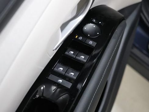 Used 2025 Hyundai Tucson Limited AWD/4WD image 18