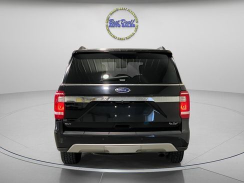 Used 2020 Ford Expedition XLT w/ Equipment Group 202A AWD/4WD image 4