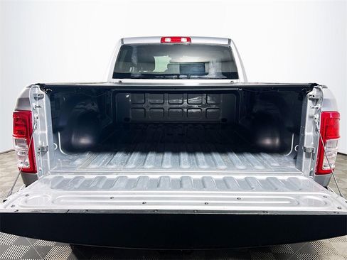 Used 2022 RAM 2500 Big Horn image 22