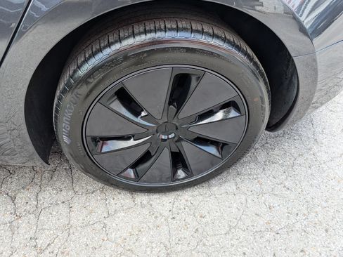 Used 2024 Tesla Model 3 Long Range RWD image 26