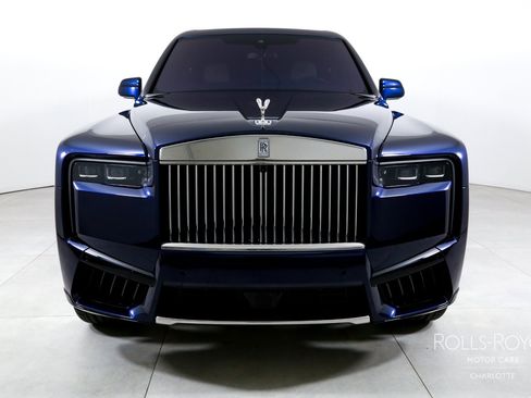 Used 2025 Rolls-Royce Cullinan AWD/4WD image 7