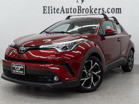 Used 2019 Toyota C-HR Limited FWD image 46
