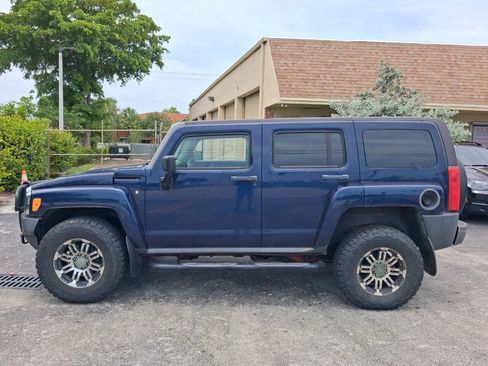 Used 2007 HUMMER H3 AWD/4WD image 1